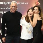 מיכל ויואב צפיר עם הבת גילי צילום אסף לב (5)