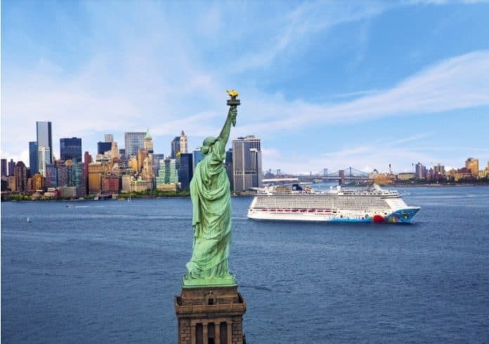 Norwegian Breakaway -Aerials - Statue of Liberty - New York